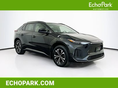 Used 2025 Toyota bZ4X AWD w/ Weather Package