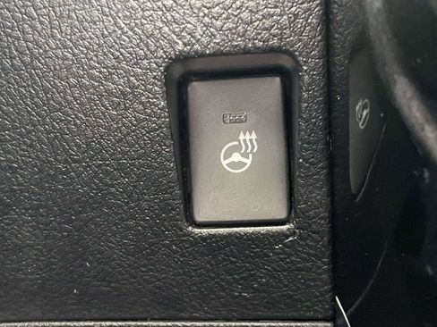 Used 2024 Toyota 4Runner TRD Off-Road Premium image 25