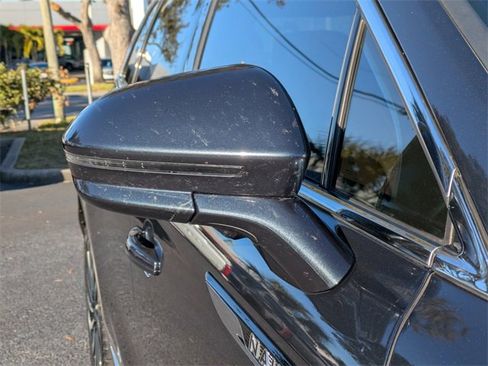 Used 2023 Lincoln Nautilus Black Label image 9