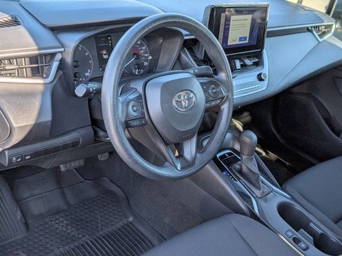 Used 2024 Toyota Corolla LE image 14