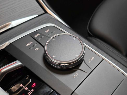 Used 2026 BMW 330i xDrive Sedan w/ Premium Package image 34