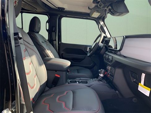 New 2024 Jeep Wrangler Unlimited Sport image 29