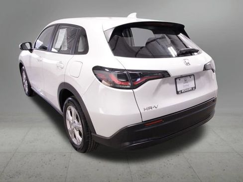 Certified 2024 Honda HR-V LX image 3