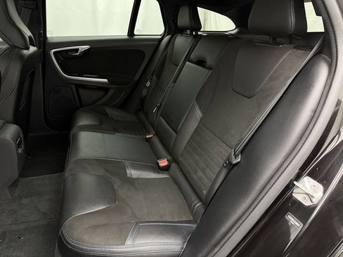 Used 2018 Volvo V60 T6 Polestar image 38