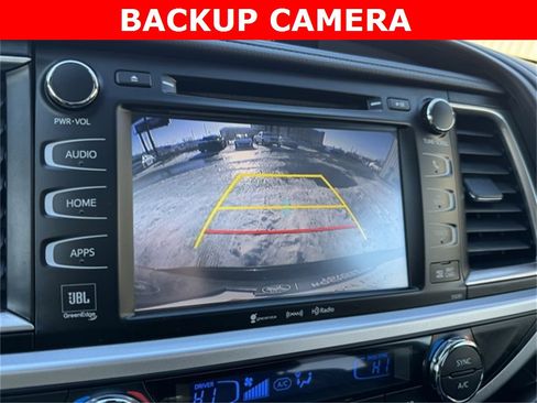 Certified 2019 Toyota Highlander Limited image 4