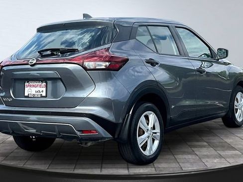 Used 2021 Nissan Kicks S FWD image 6