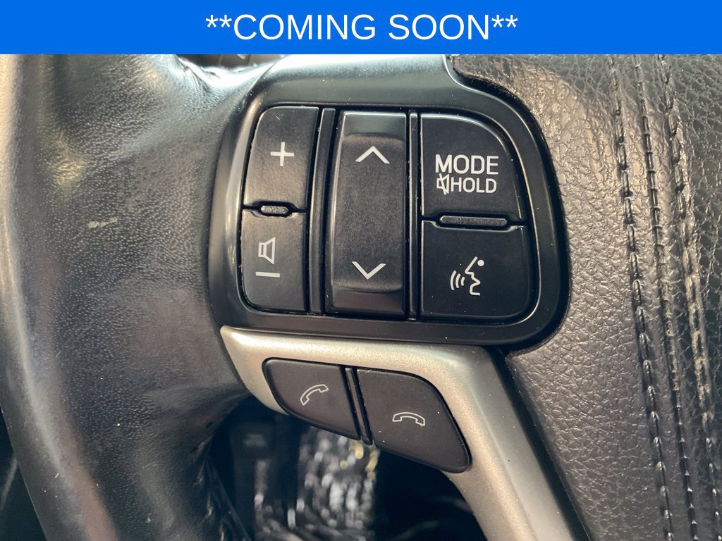 Used 2018 Toyota Highlander SE AWD/4WD image 11