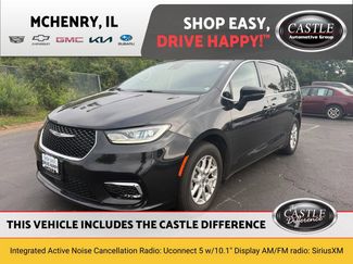 Used 2023 Chrysler Pacifica Touring-L FWD video 1