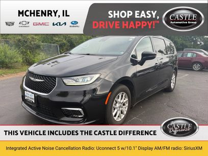 Used 2023 Chrysler Pacifica Touring-L