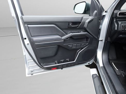 Certified 2025 Toyota Tacoma SR image 15