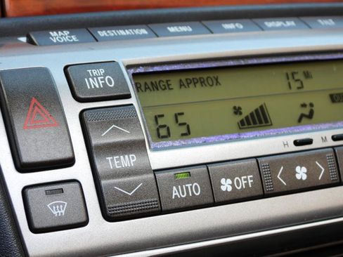 Used 2005 Lexus SC 430 Convertible image 58