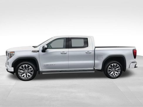 Used 2026 GMC Sierra 1500 Denali AWD/4WD image 5