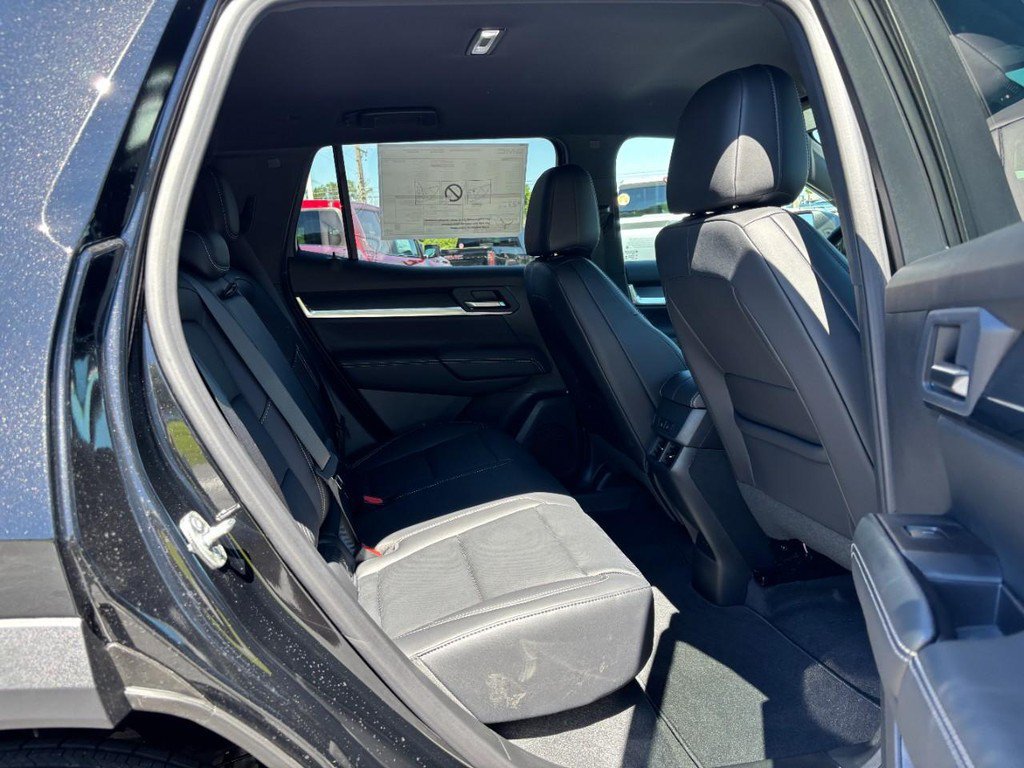 New 2026 GMC Terrain Elevation w/ Elevation Premium Package FWD image 5