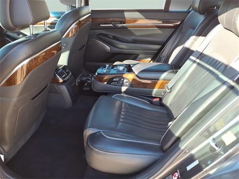 Used 2017 Genesis G90 5.0 Ultimate image 19