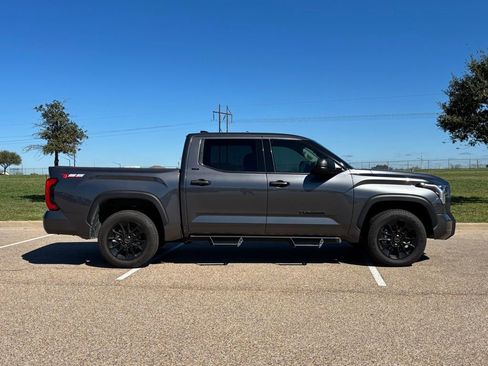 Used 2023 Toyota Tundra SR5 image 4