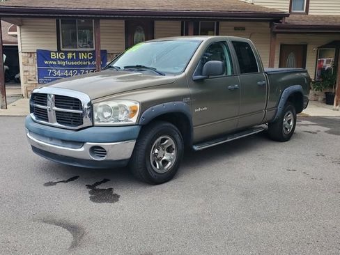 Used 2008 Dodge Ram 1500 Truck ST image 2