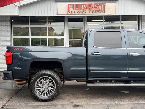 Used 2018 Chevrolet Silverado 2500 High Country w/ Duramax Plus Package AWD/4WD image 11