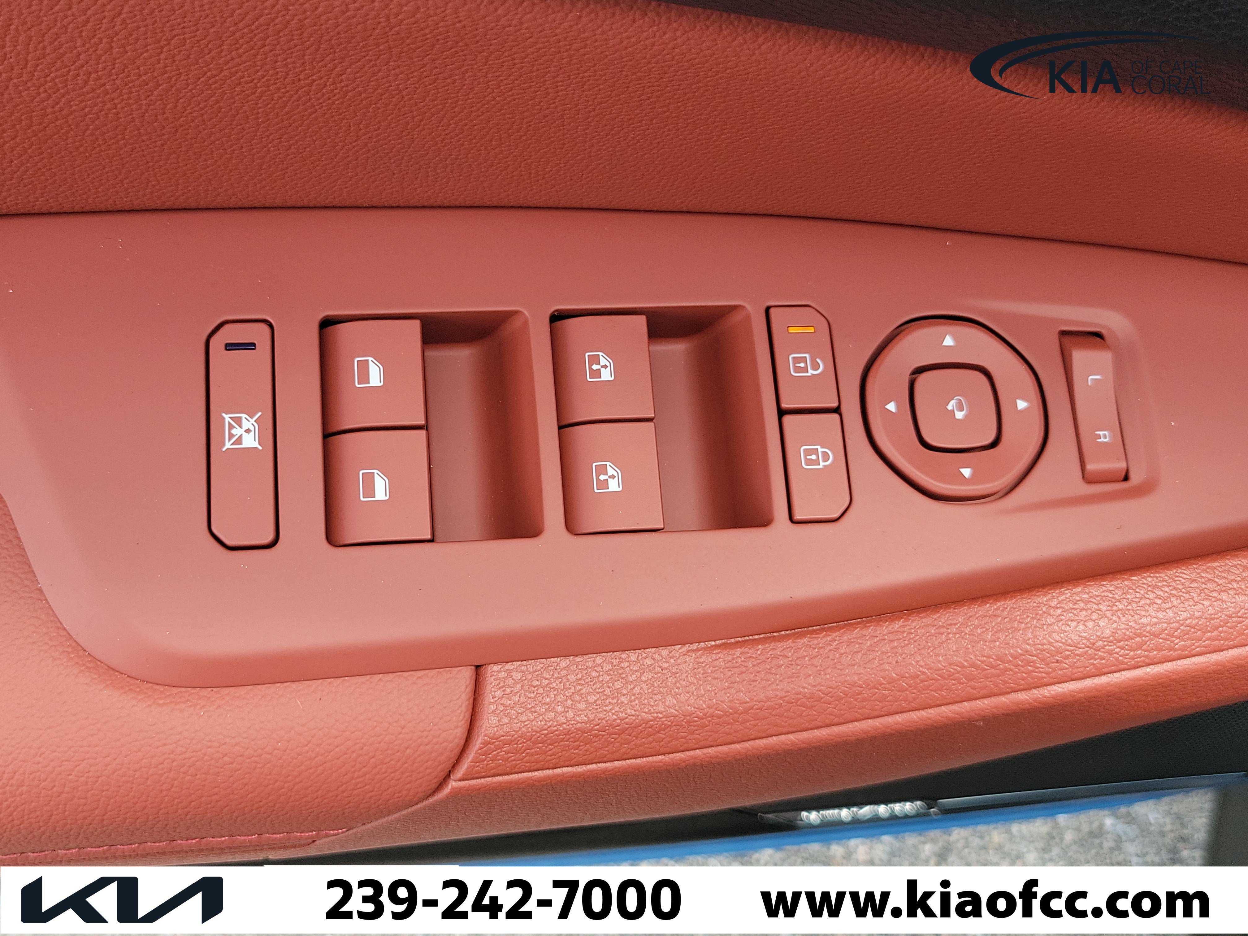 New 2027 Kia Sportage SX FWD image 24