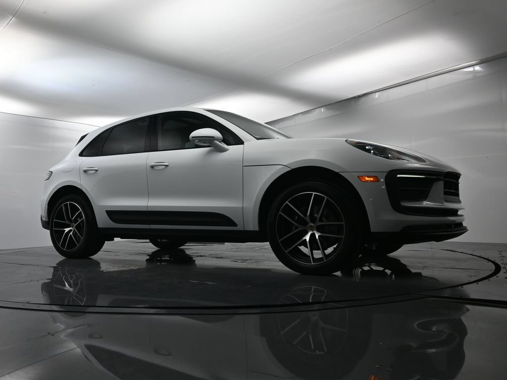 Certified 2026 Porsche Macan AWD/4WD image 53