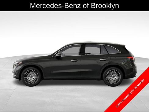 Certified 2025 Mercedes-Benz GLC 300 4MATIC image 35