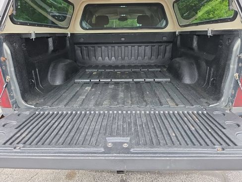 Used 2011 Chevrolet Silverado 1500 LS AWD/4WD image 17