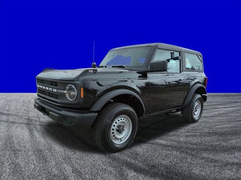 New 2026 Ford Bronco Base image 8