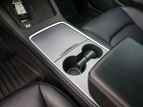 Used 2022 Tesla Model 3 Long Range image 20