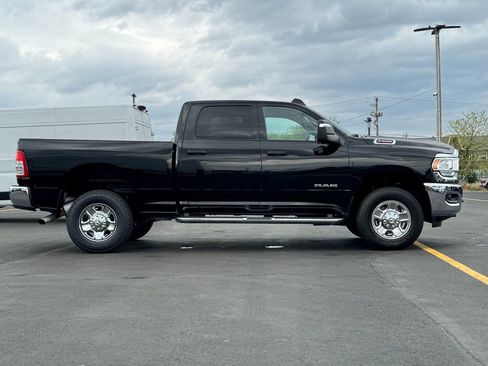 Used 2024 RAM 2500 Big Horn w/ Bed Utility Group image 13