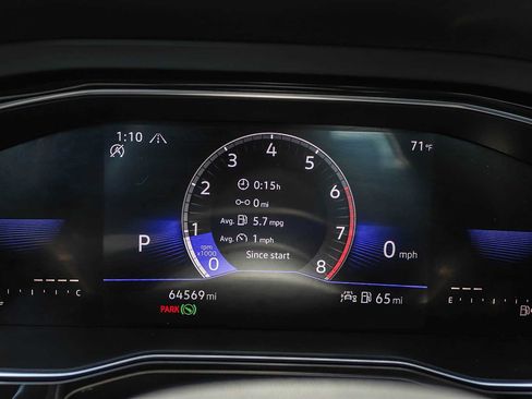 Used 2023 Volkswagen Jetta SE w/ Panoramic Sunroof Package FWD image 24