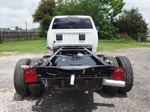 New 2025 RAM 5500 Tradesman image 8