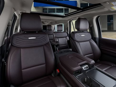 New 2027 Ford Expedition Max Platinum w/ Platinum Ultimate Package AWD/4WD image 10