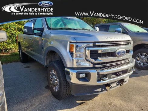 Used 2022 Ford F350 XLT w/ XLT Premium Package image 2