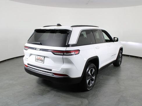 Used 2024 Jeep Grand Cherokee Limited 4xe AWD/4WD image 15