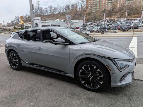 Used 2025 Kia EV6 GT-Line image 5