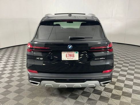 Certified 2025 BMW X5 xDrive50e w/ Premium Package AWD/4WD image 5