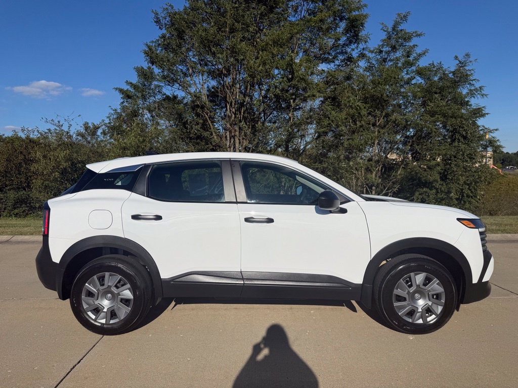 Used 2026 Nissan Kicks S FWD image 2