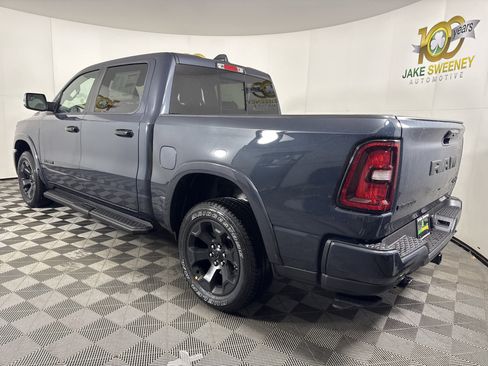 New 2026 Chrysler Pacifica Select image 32