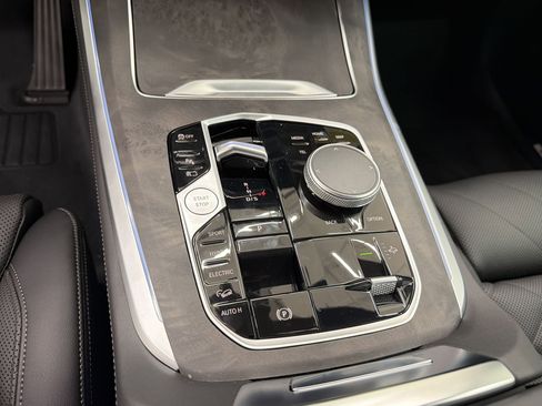 New 2026 BMW X5 xDrive50e AWD/4WD image 23