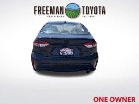 Used 2022 Toyota Corolla SE FWD image 6