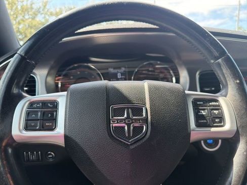 Used 2011 Dodge Charger R/T image 11