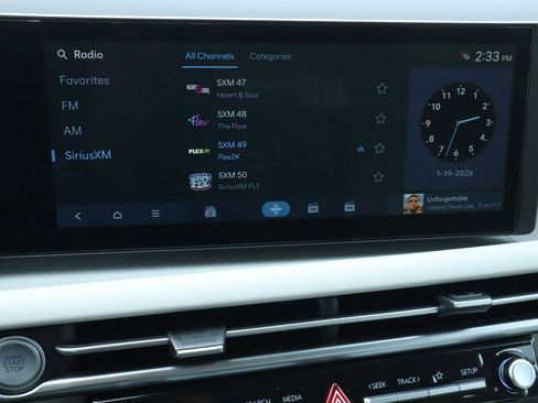 New 2026 Hyundai Tucson Blue SE image 13