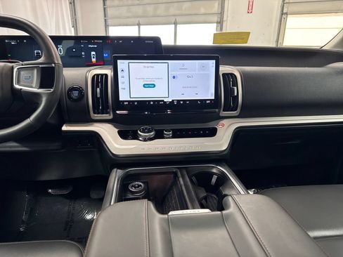 Certified 2025 Ford Expedition Max Active AWD/4WD image 19