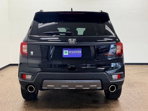 Used 2023 Honda Passport TrailSport image 5