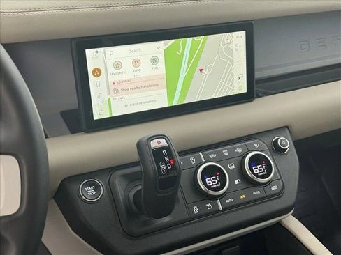 New 2024 Land Rover Defender 110 X-Dynamic SE image 14