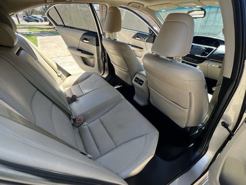 Used 2017 Honda Accord EX-L image 27