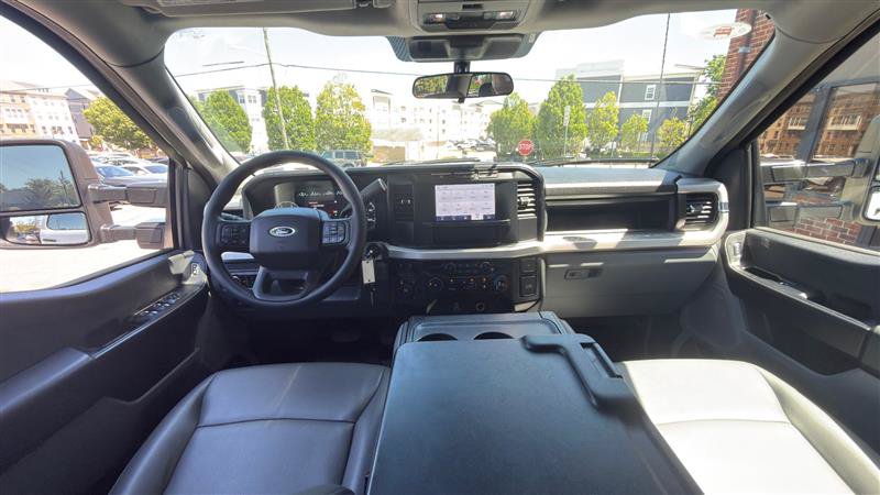 Used 2024 Ford F350 XL AWD/4WD image 24