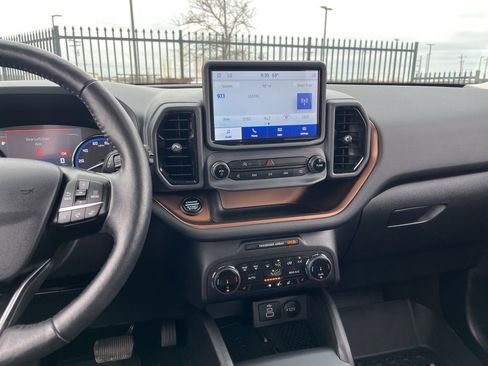 Used 2023 Ford Bronco Sport Outer Banks w/ Tech Package image 20