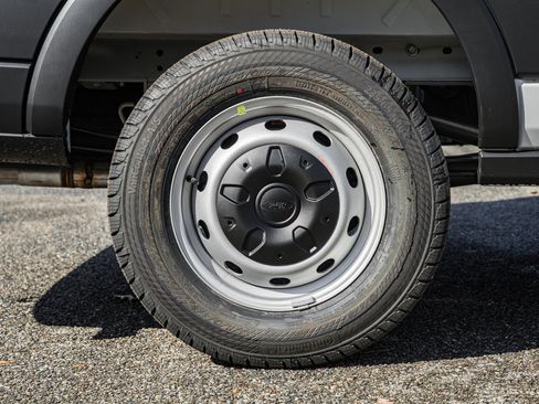 New 2026 Ford Transit 250 148 Medium Roof w/ Load Area Protection Package image 16