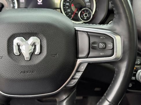 Used 2023 RAM 1500 Laramie AWD/4WD image 19