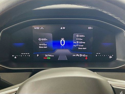 Certified 2025 Volkswagen Jetta Sport FWD image 12